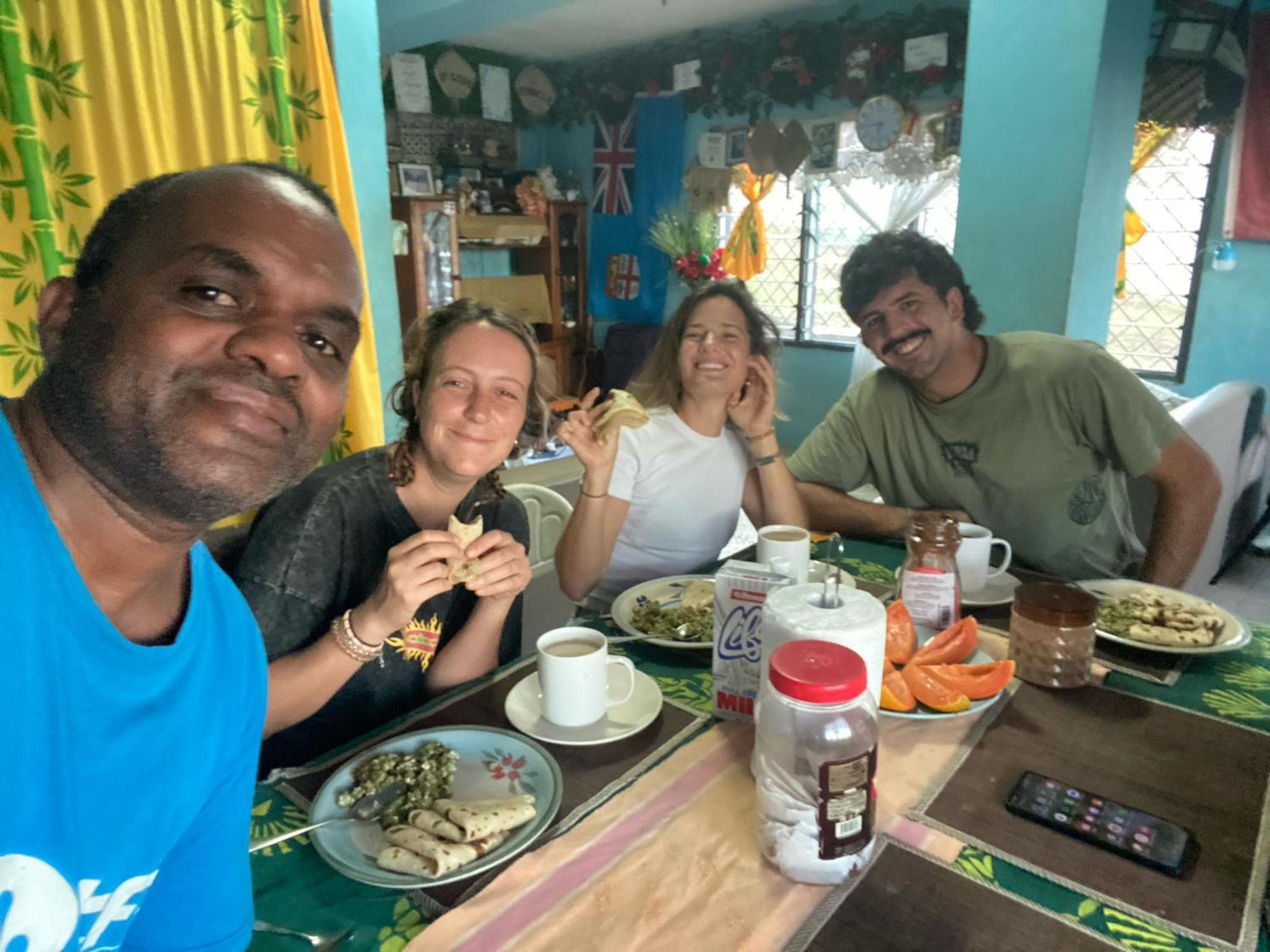 Save'S Homestay نادي المظهر الخارجي الصورة